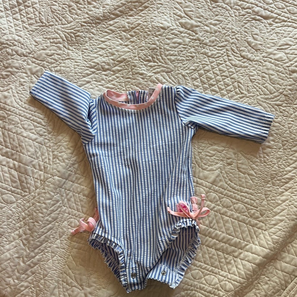 Ruffle Butts swim
